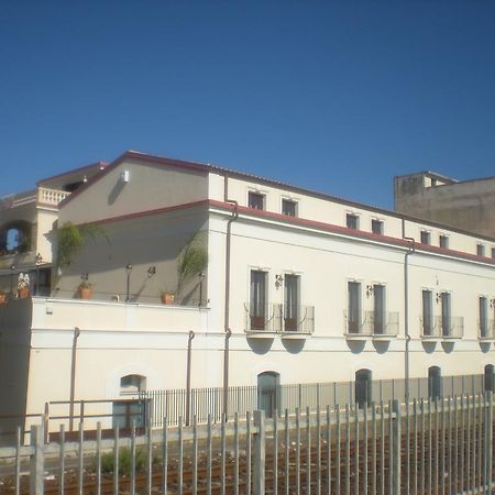 Palazzo Reginella Bovalino Marina Exterior foto
