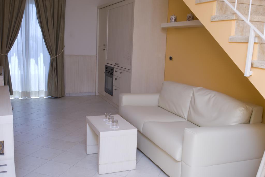 Palazzo Reginella Bovalino Marina Quarto foto