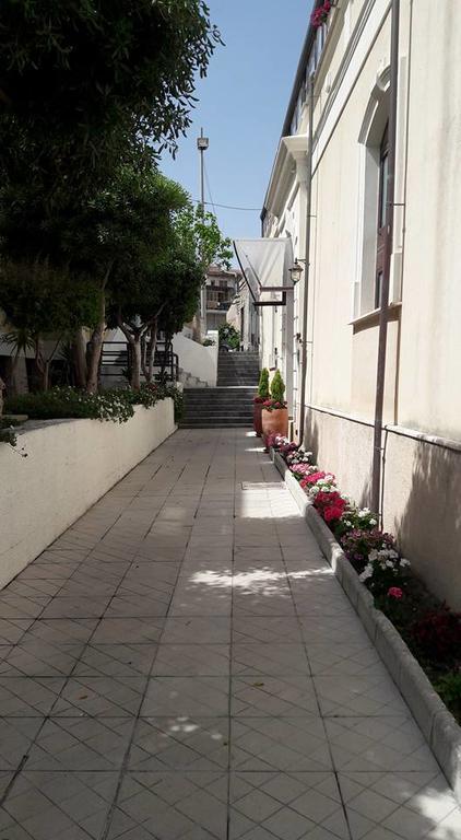 Palazzo Reginella Bovalino Marina Exterior foto